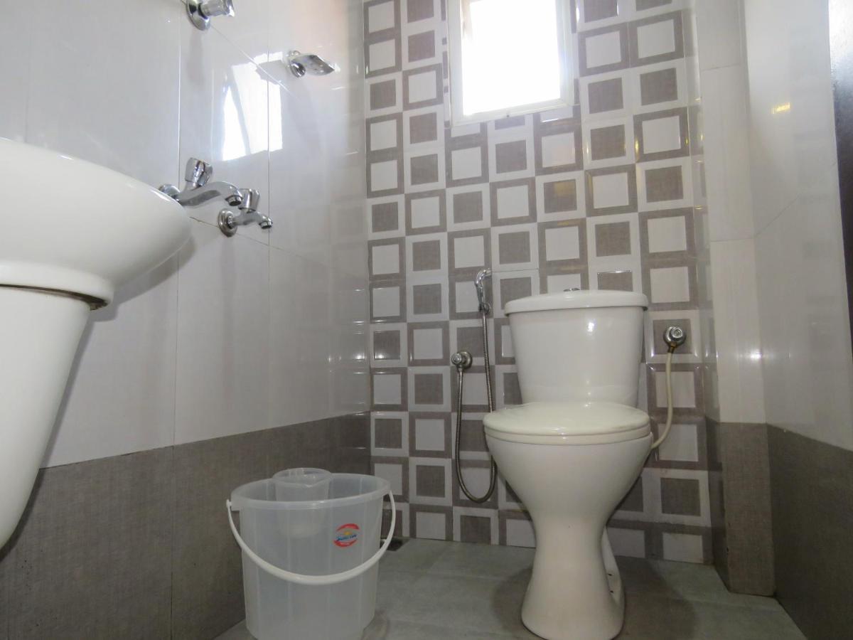Hotel Reegate Inn Near South Railway Station Kochi 外观 照片