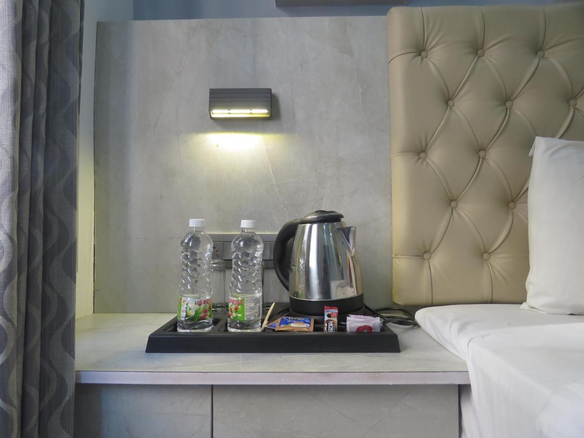 Hotel Reegate Inn Near South Railway Station Kochi 外观 照片