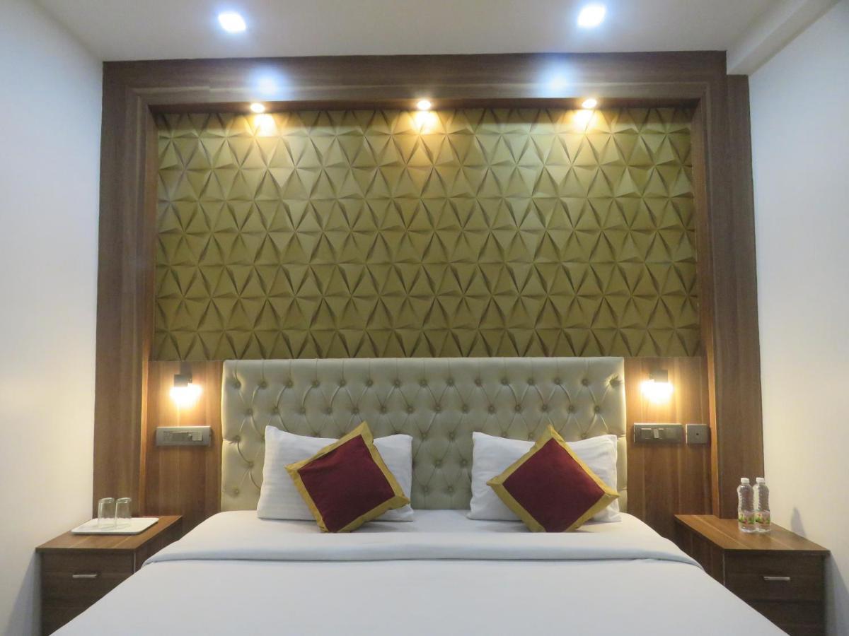 Hotel Reegate Inn Near South Railway Station Kochi 外观 照片