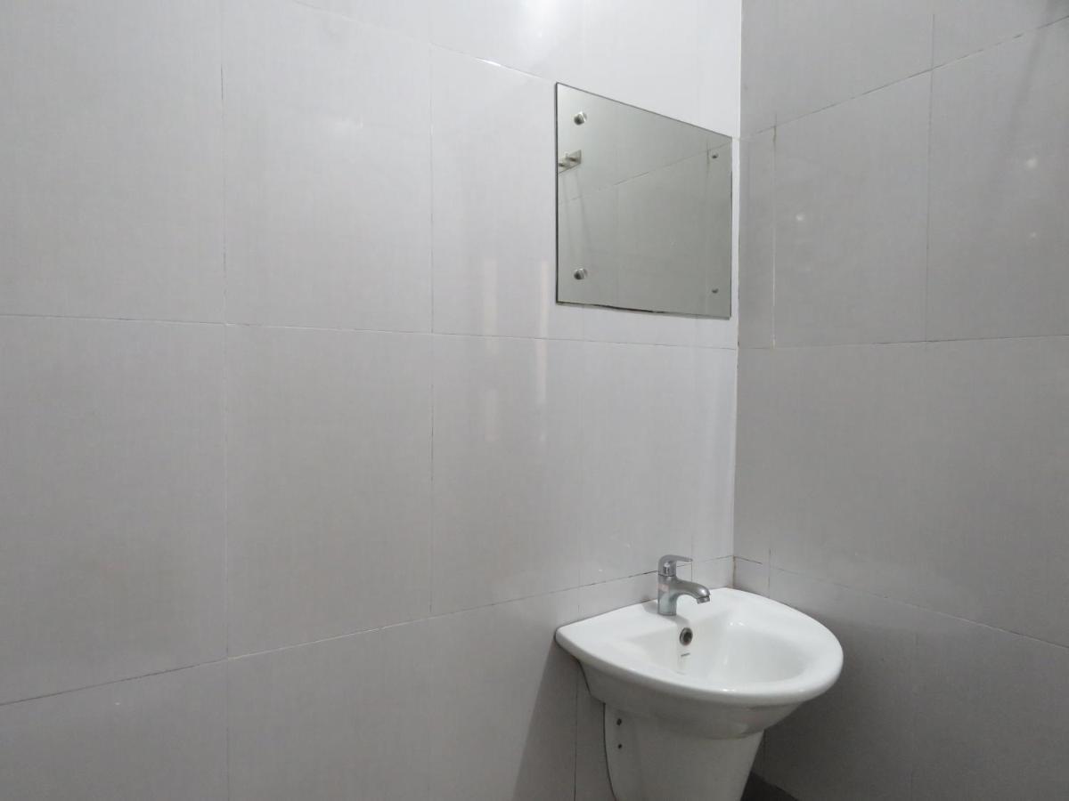 Hotel Reegate Inn Near South Railway Station Kochi 外观 照片